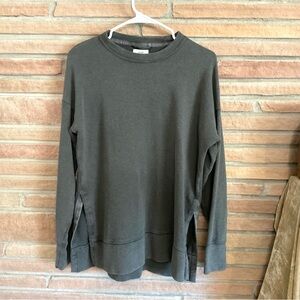 Aerie Oversized Long Sleeve Stretch Top XS